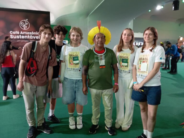 WhatsApp Image 2025-11-16 at 00.04.03